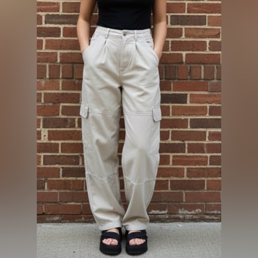 Citizens of Humanity, Wide Leg Pleated Chino Pants, Off-White/Light Cream, USA,S